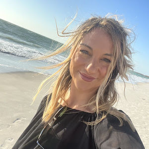 Meet your Posher, Jackie